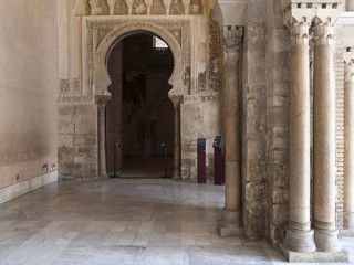 MEZQUITA PALACIO DE LA ALJAFERIA