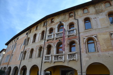 Fototapeta na wymiar Pordenone - Corso Vittorio Emanuele II