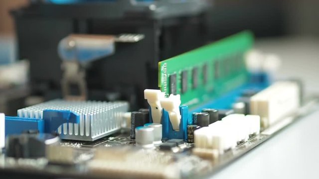 Removing And Replacing Server RAM Memory Module Sticks. Installing and removing computer memory module (RAM).