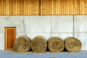 Wir müssen draußen bleiben