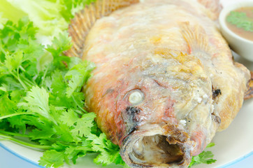grilled fish Mixed with salt , thai food