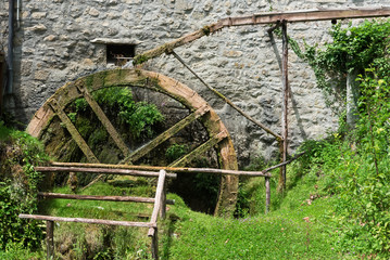 Ancient working water mill © FPWing
