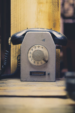 old telephone, vintage phone retro style