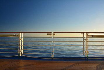 Cruise ship sea view © Studio Barcelona