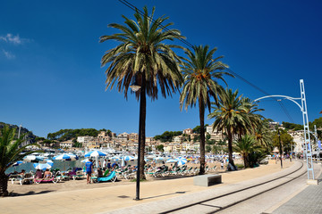 Obraz premium Beach of Port de Soller in Majorca, Spain