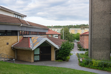 Fototapeta na wymiar Gångvägen vid kyrkan