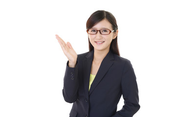 案内するビジネスウーマン