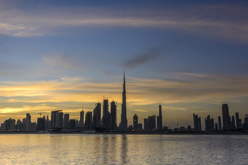 Fototapeta na wymiar Dubai skyline view from the creek