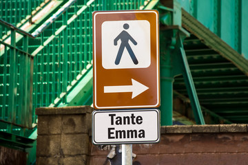 Schild 224 - Tante Emma