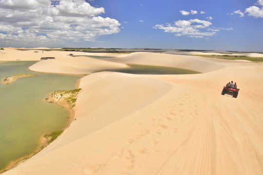 dunes &agrave; jericoacoara Br&eacute;sil