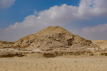 Fototapeta na wymiar ウナス王のピラミッド -Egypt - saqqara - pyramid of unas