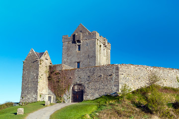Fototapeta na wymiar Dunguaire Castle in Kinvara