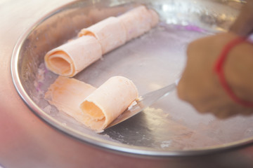 Ice-cream rolls cooking steps