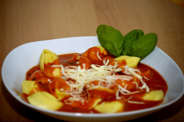 Tortellini mit Käse