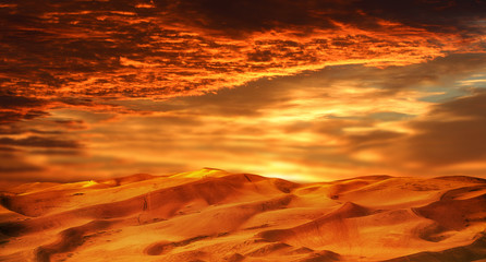 Fototapeta na wymiar Wüste im Abendrot