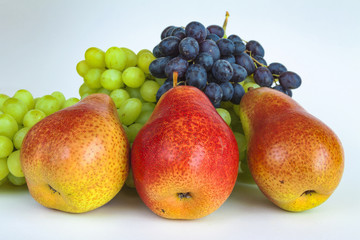 Still life with pears grapes