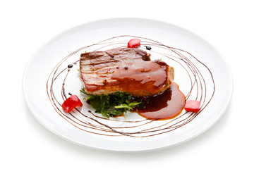 Fillet mignon with chocolate
