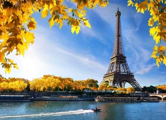 Fotobehang Seine and Eiffel Tower in autumn © Givaga