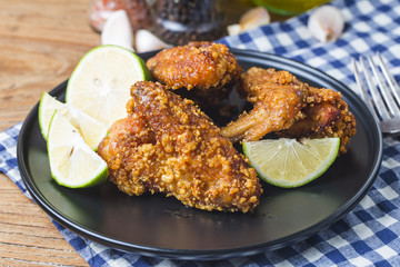 Fried chicken wings