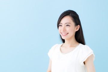 女性・ブルーバック