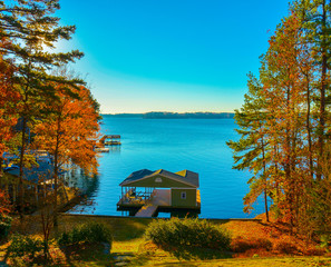 Autumn on the lake