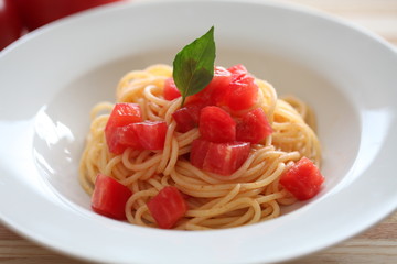フレッシュトマトのパスタ