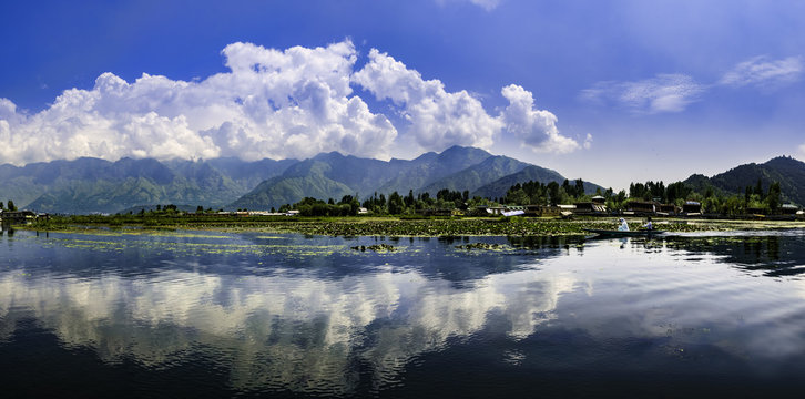 Panoramic landscape of Dal Lake, Srinagar, India