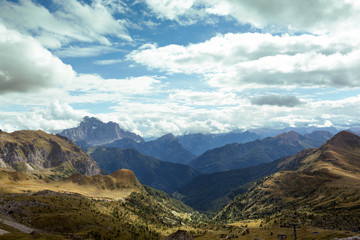 Naklejka premium mountain landscape around the Cinque Torri