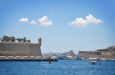 Watch tower and the walls of Valletta