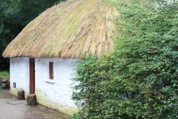 Fototapeta na wymiar Irish cottage