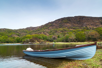 Fototapeta na wymiar Boat at the Killarney lake in Co. Kerry, Ireland