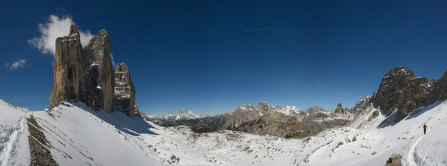 Drei Zinnen im Schnee 180° Panorama