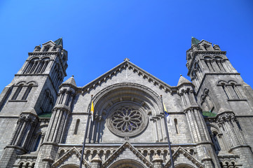 Fototapeta na wymiar St. Louis, Missouri, USA - August 18, 2017: The Cathedral Basilica of Saint Louis on Lindell Boulevard in St. Louis, Missouri.