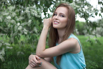Naklejka premium girl in a blue dress