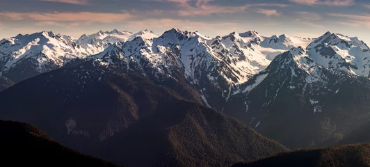Zelfklevend Fotobehang Mountains in Olympic National Park, Washington, US © Jakub Škyta