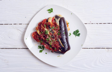 Baked eggplant with tomato
