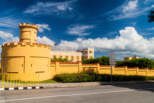 Wall of the former La Moncada baracks, important place of Cuban history, Santiago de Cuba