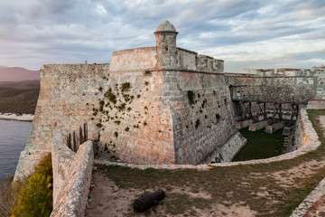Fototapeta na wymiar Castle San Pedro de la Roca del Morro, Santiago de Cuba, Cuba