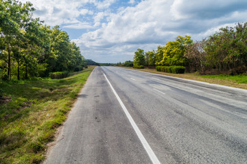 Fototapeta na wymiar Highway near Santa Clara, Cuba