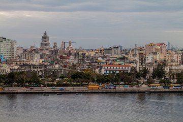 Fototapeta premium Skyline of Havana with National Capitol, Cuba