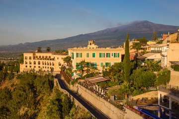 Naklejka premium Panoramic sea view from Taormina main square Piazza 9 Aprile, overlooking Giardini Naxos bay, Taormina, Sicily, Italy