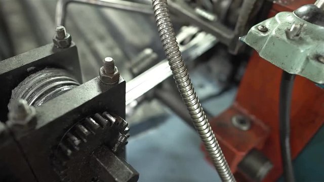 Machine Nob Going In Circles - Hand Held 