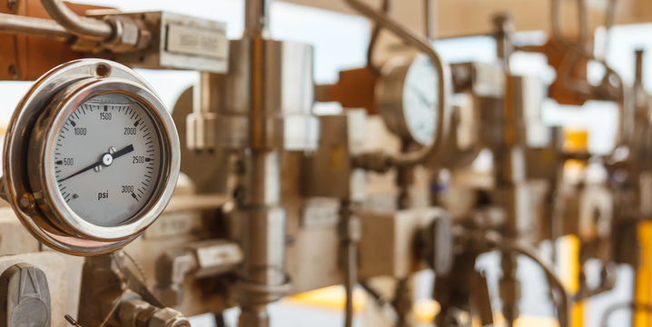 Pressure gauge for monitoring measure pressure production process, Oil and gas or petroleum,Offshore energy and petroleum industry is major of the world