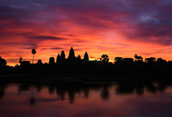 Fototapeta na wymiar Silhouette Angkor Wat at Sunrise