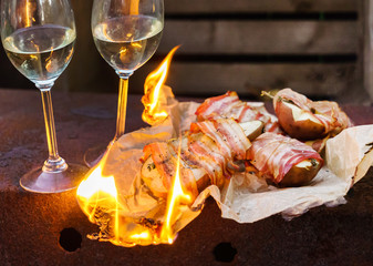 pears wrapped in bacon