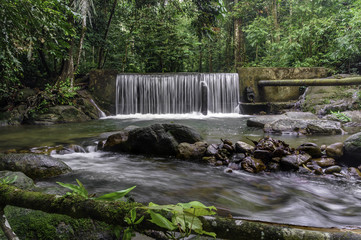 Cascades of waterfall over rock ledges