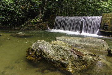 Cascades of waterfall over rock ledges