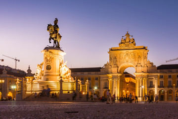 Naklejka premium Comercio Square Lisbon Portugal Commercial Area Oceanfront City Center Destination Sightseeing Sunset