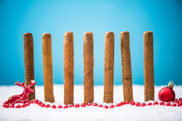 Cuban Cigars in snow, Christmas gif idea