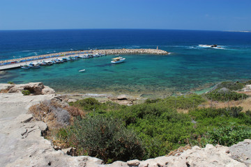 Fototapeta na wymiar cyprus boats port 